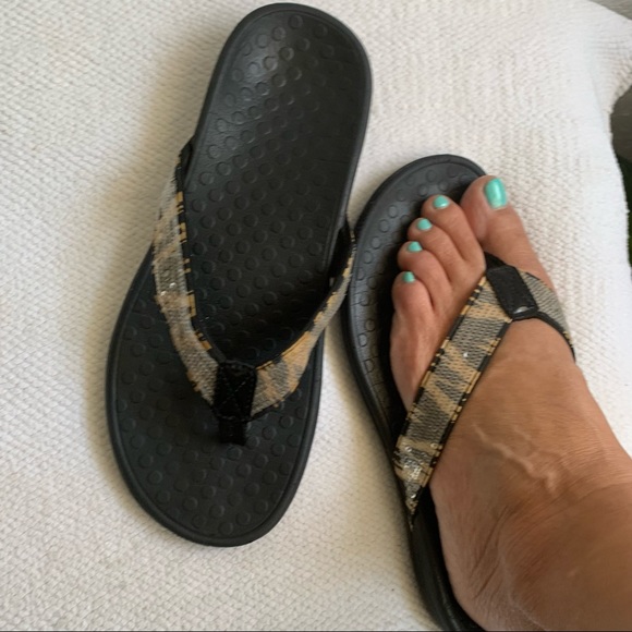 Vionic Sandals - Picture 6 of 8